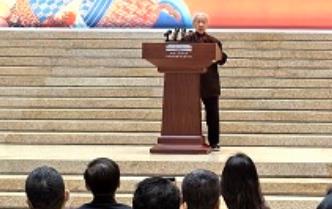 “花开敦煌——常沙娜从艺八十年艺术与设计展”在中国工艺美术馆开幕